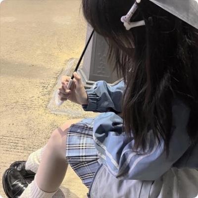 她不见了